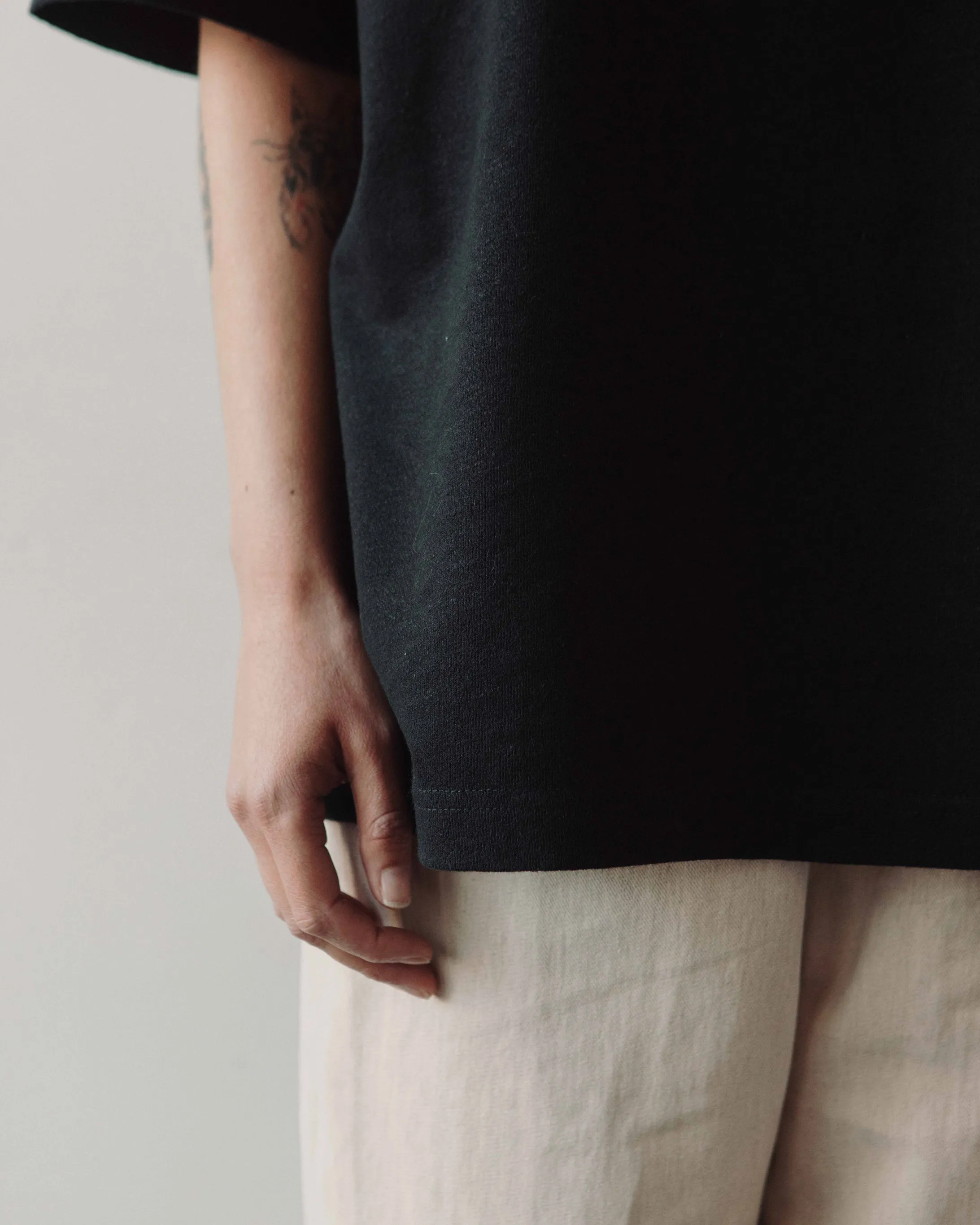 7115 Signature Everyday Tee, Black