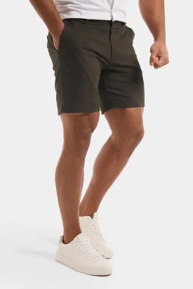 Muscle Fit Chino Shorts in Khaki